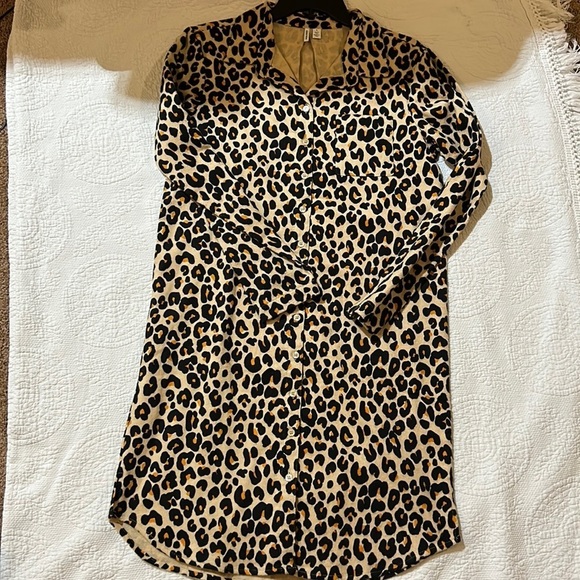 Nordstrom Leopard Print pajama dress. Small. NWOT - Picture 2 of 8